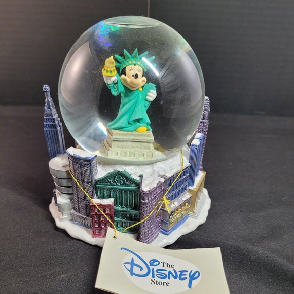 Disney Minnie Mouse Statue of Liberty Musical Snow Globe New York New York 5.5" - Picture 1 of 7